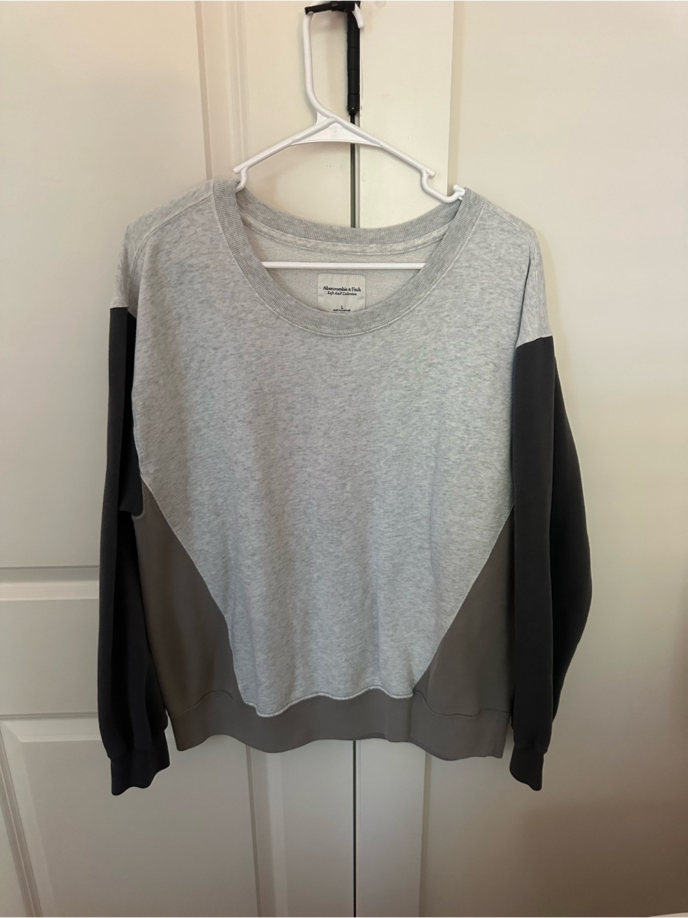 Abercrombie & Fitch Men’s Light Gray and Charcoal Colorblock Crewneck Sweater